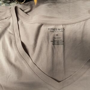 Jones New York Taupe V-Neck Top